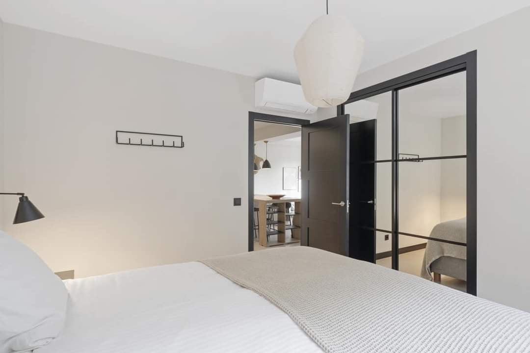 2 Bedroom Apartment in Marbella - Photo 13