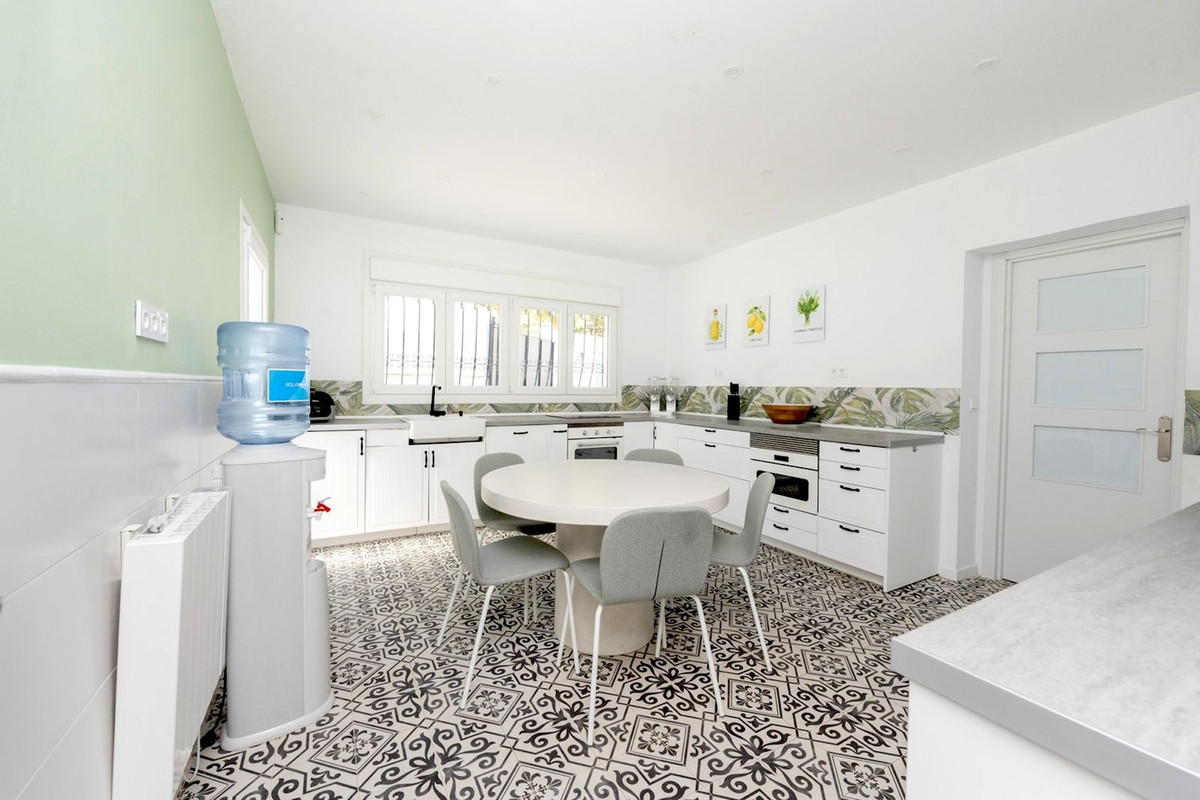 6 Bedroom Villa in Benalmádena - Foto 23