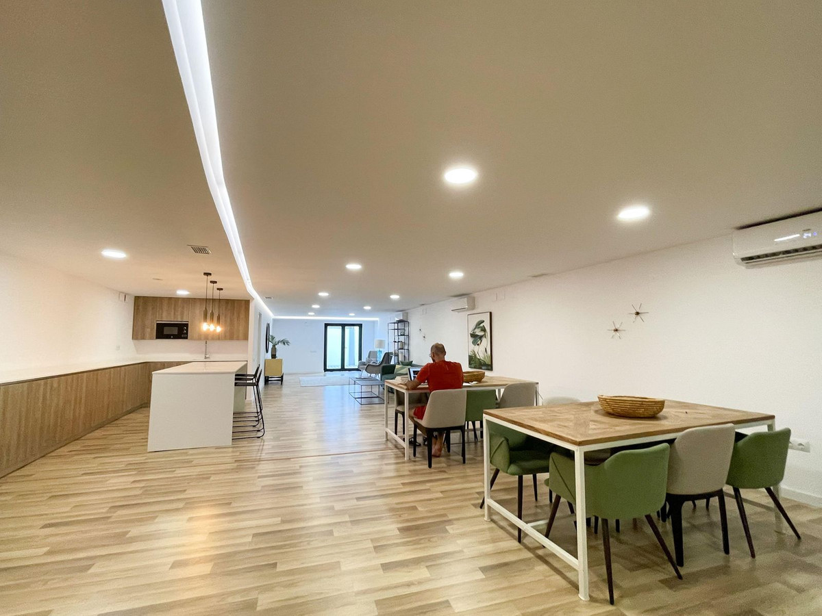 3 Bedroom Apartment in Estepona - Foto 15