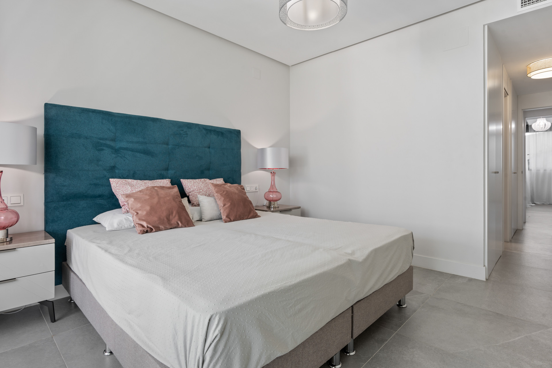 3 Bedroom Apartment in Marbella - Photo 20