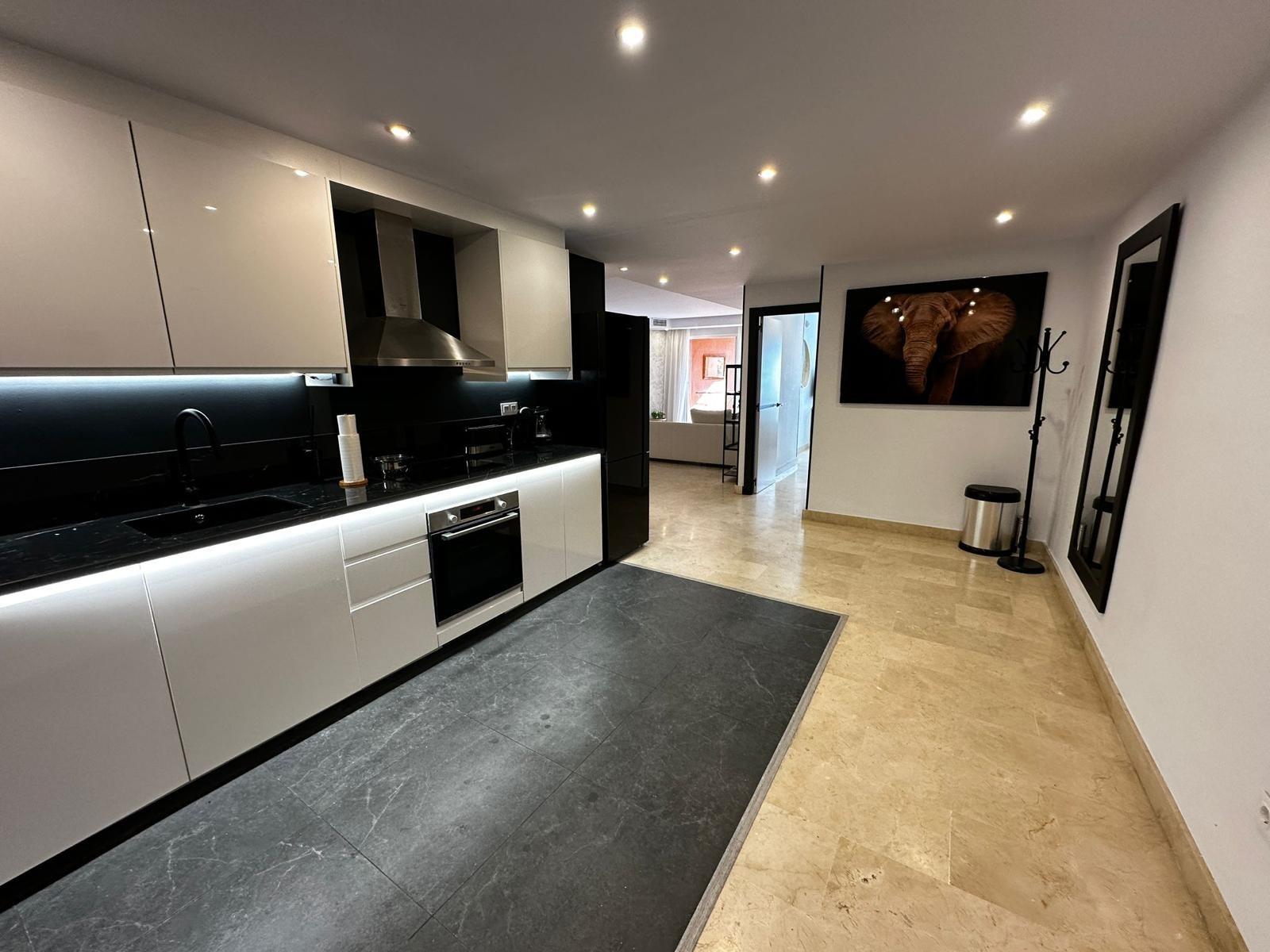 3 Bedroom Apartment in Marbella - Foto 4