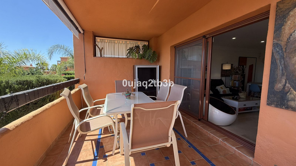 2 Bedroom Apartment in Benahavís - Foto 4