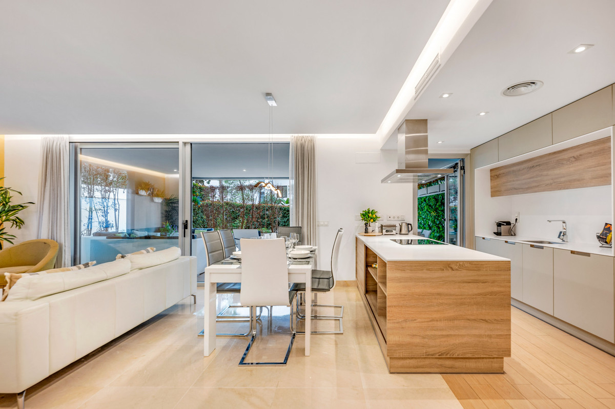 3 Bedroom Apartment in Marbella - Foto 4