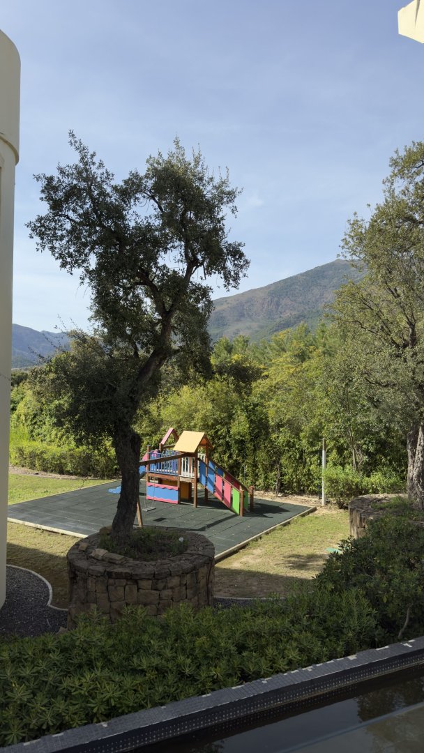 6 Bedroom Villa in Benahavís - Foto 37