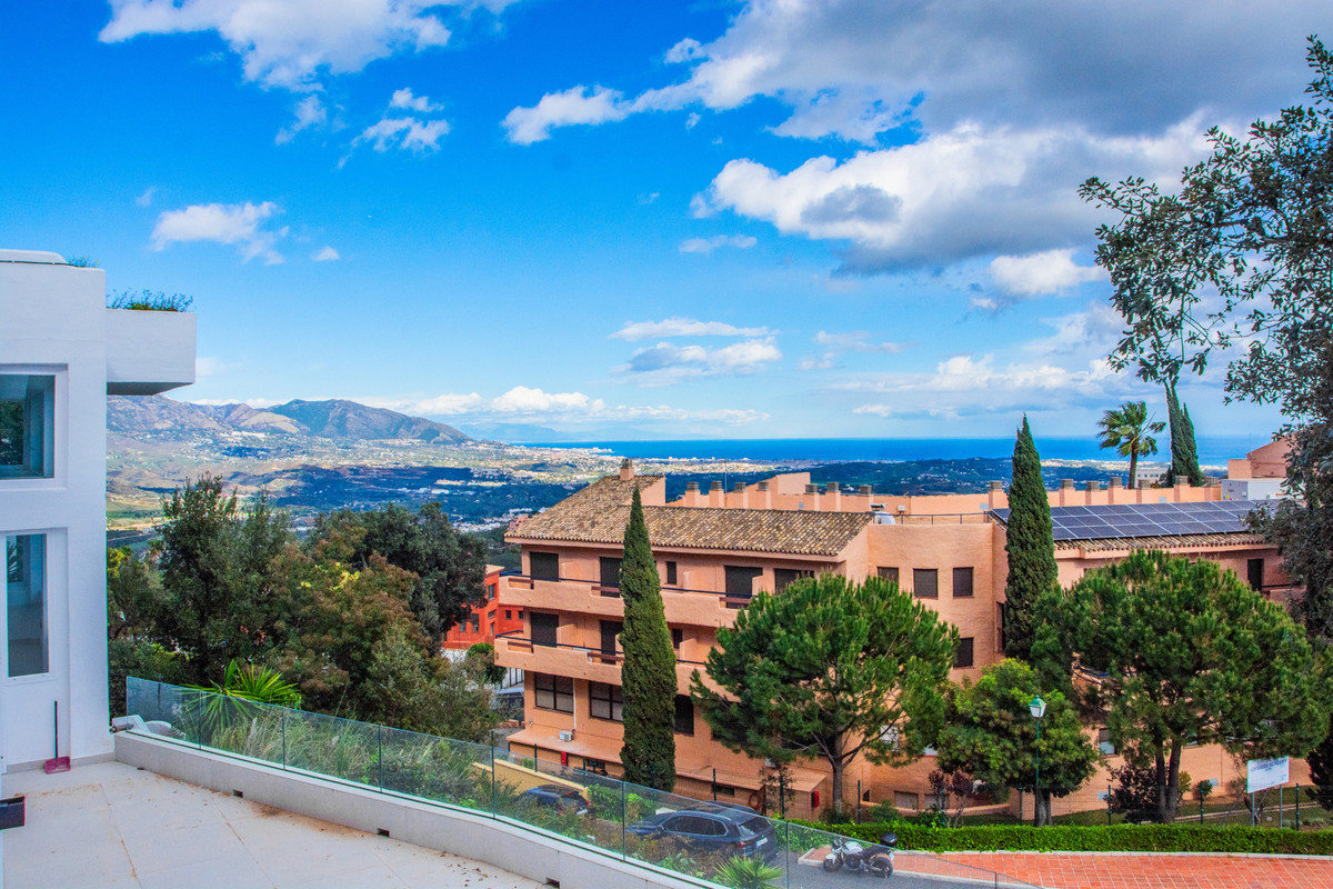 3 Bedroom Apartment in Marbella - Photo 37