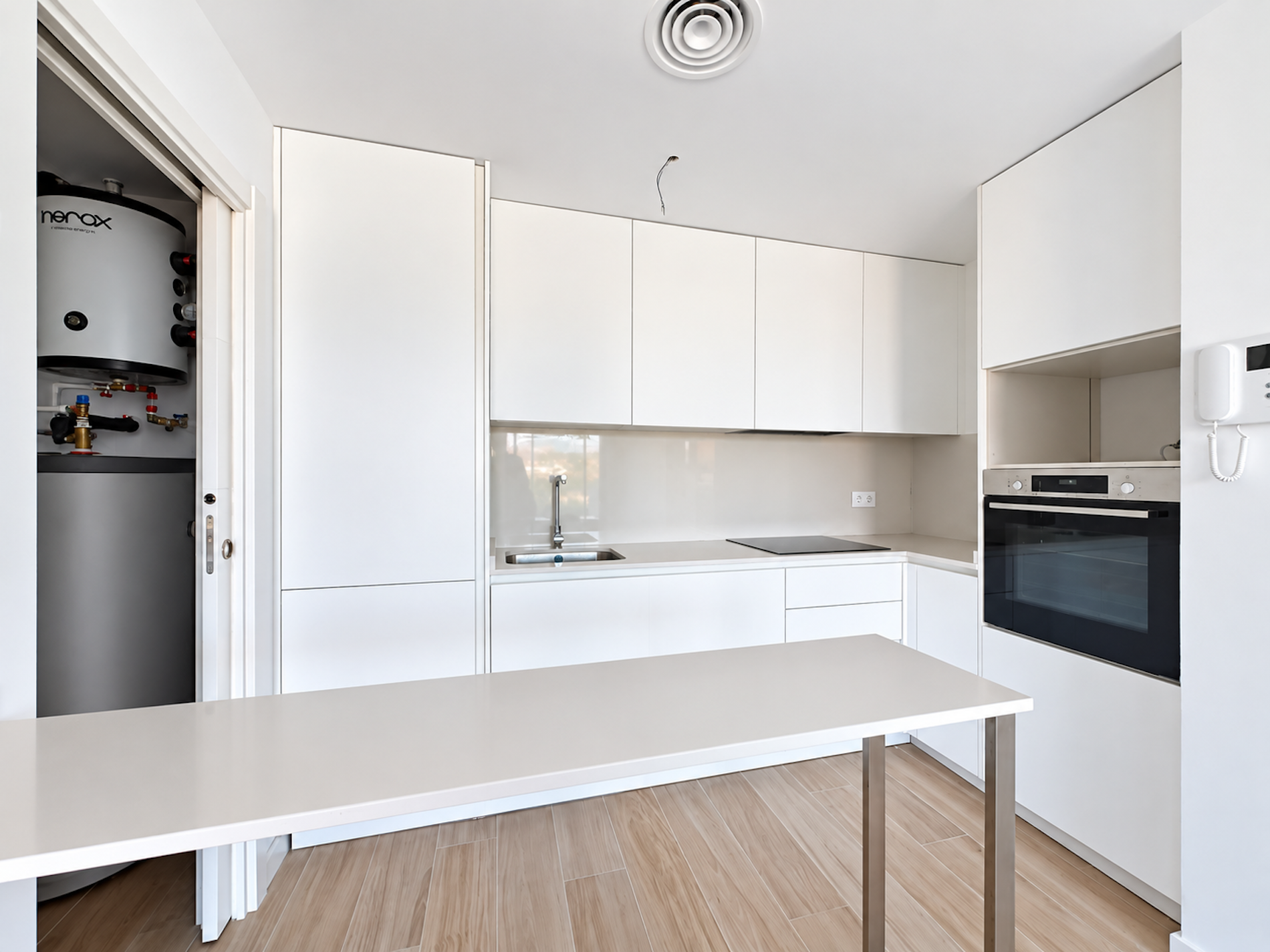 2 Bedroom Apartment in Mijas - Photo 8