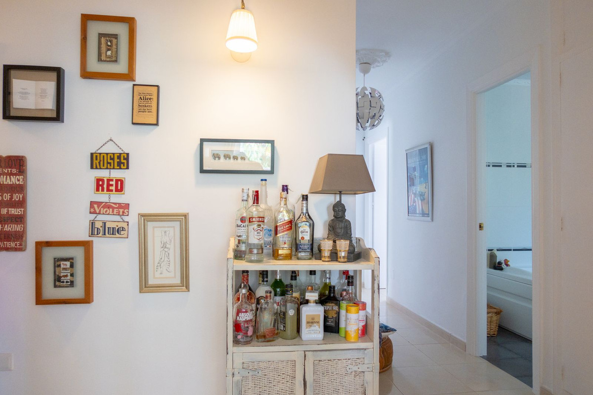 3 Bedroom Villa in Estepona - Photo 11