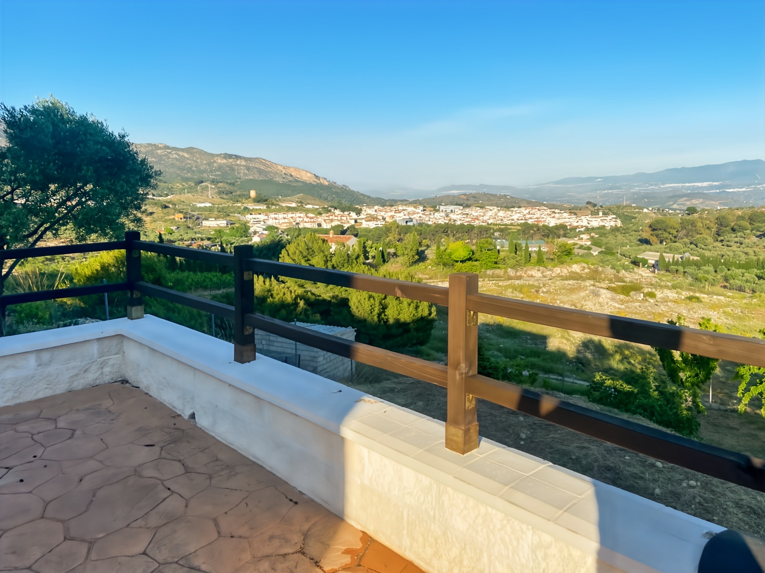 Chalet de 2 dormitorios en Málaga – Foto 6