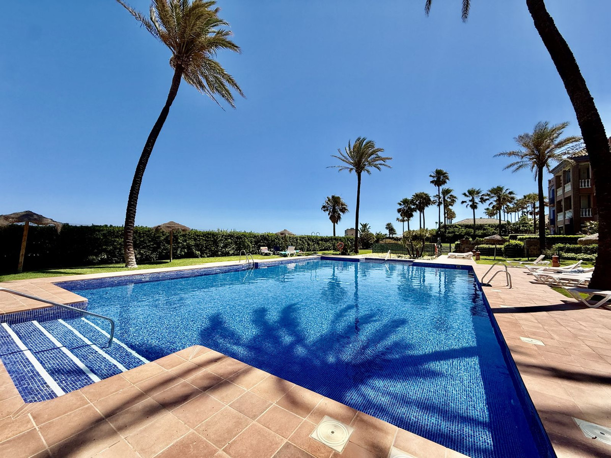 3 Bedroom Penthouse in Casares - Photo 5