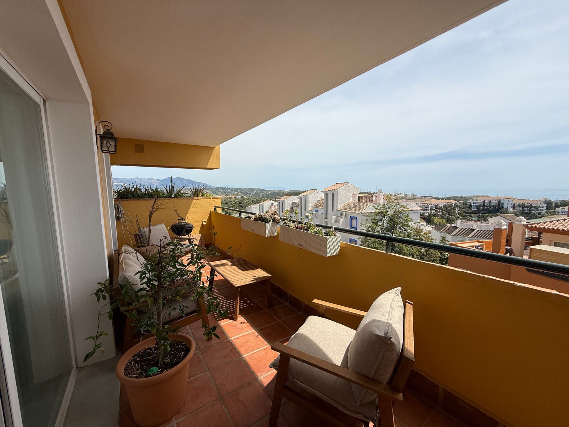 2 Bedroom Apartment in Mijas - Photo 8