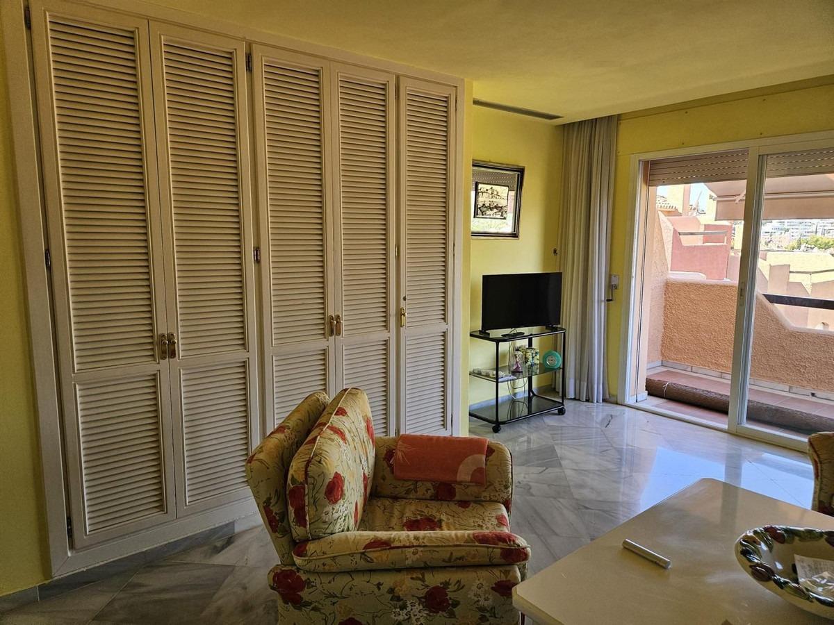 3 Bedroom Townhouse in Marbella - Photo 12