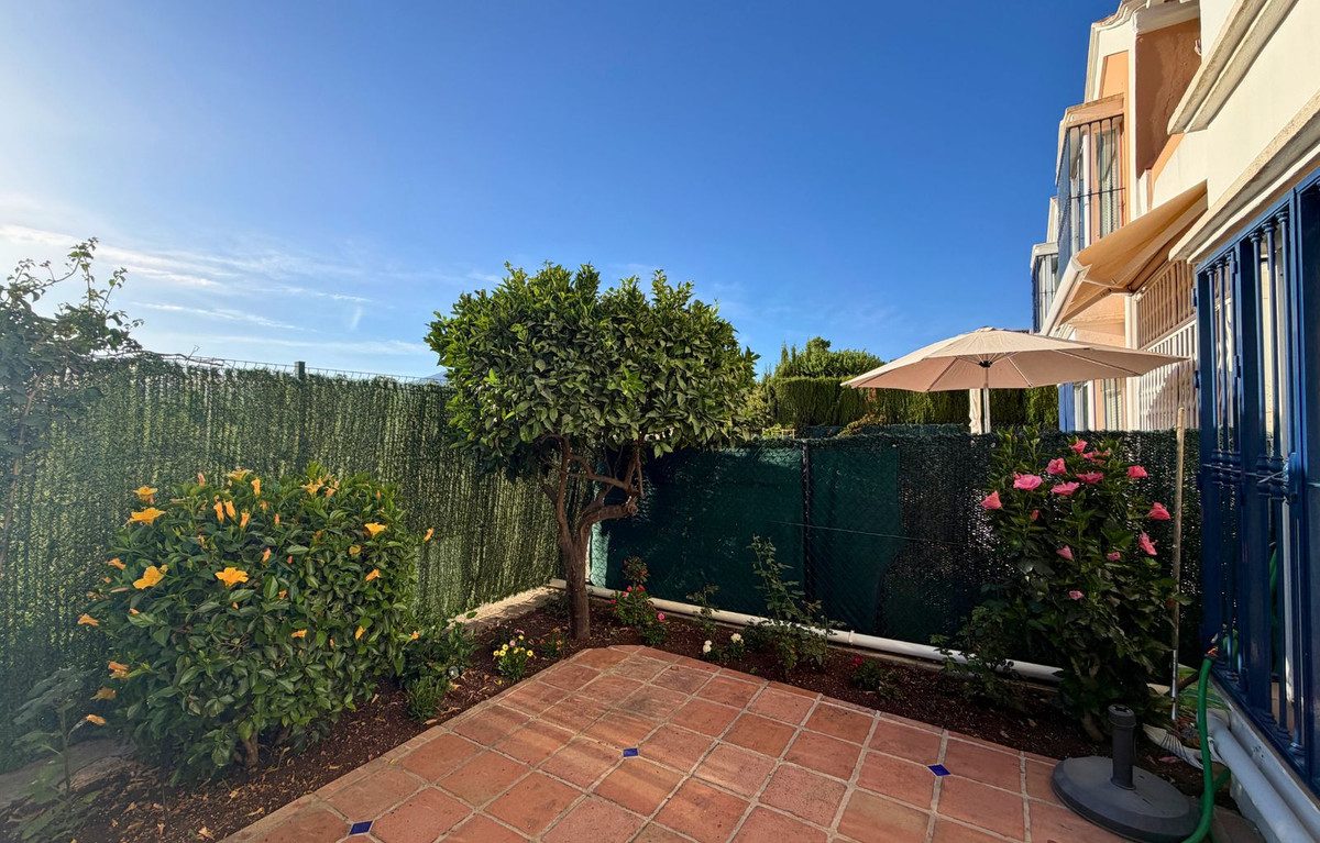 3 Bedroom Townhouse in Marbella - Photo 8