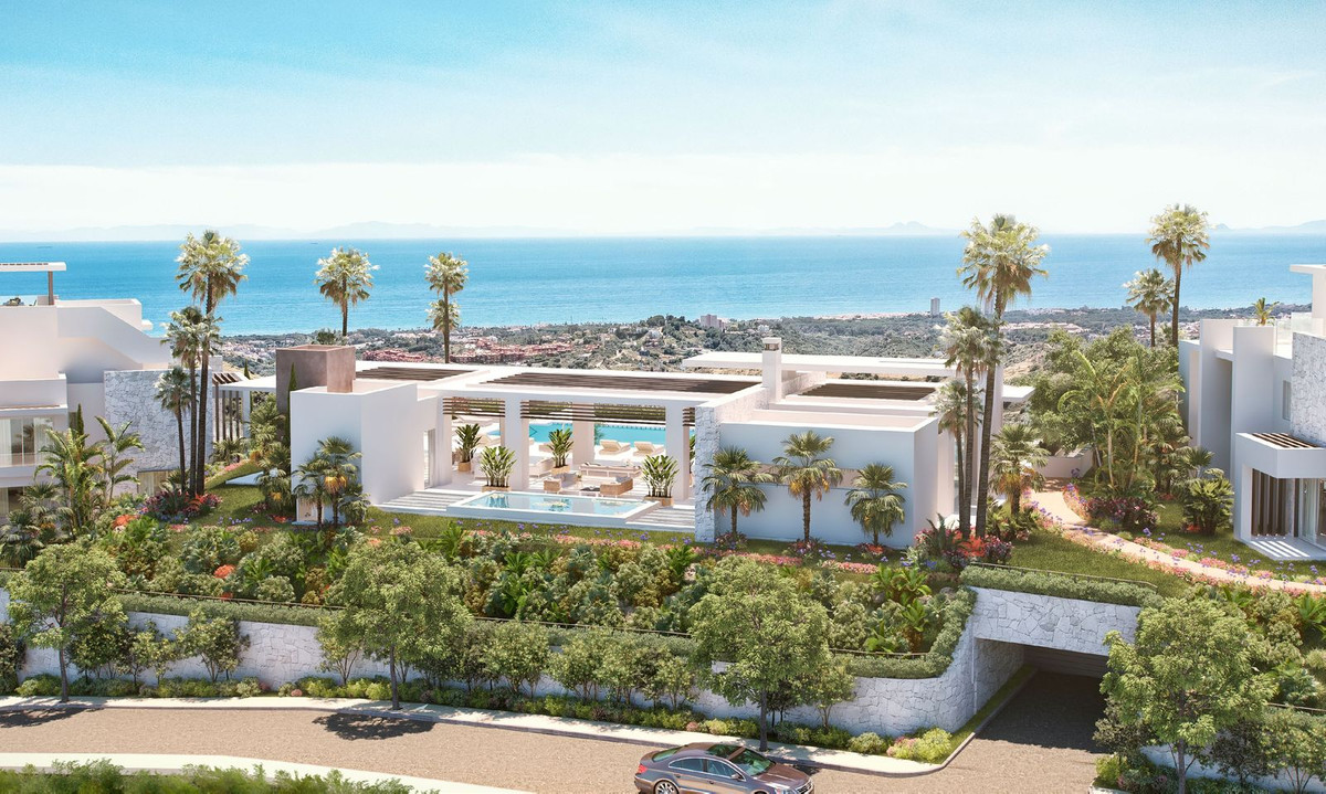 2 Bedroom Apartment in Marbella