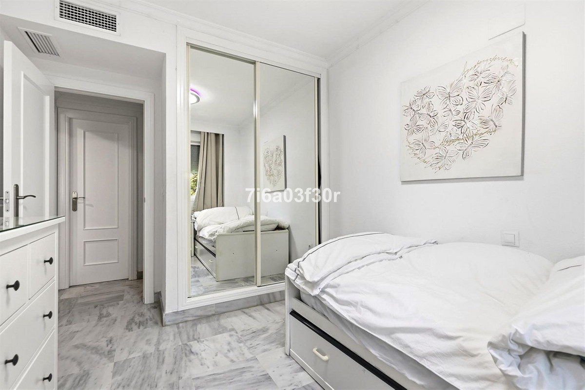 2 Bedroom Apartment in Marbella - Photo 14