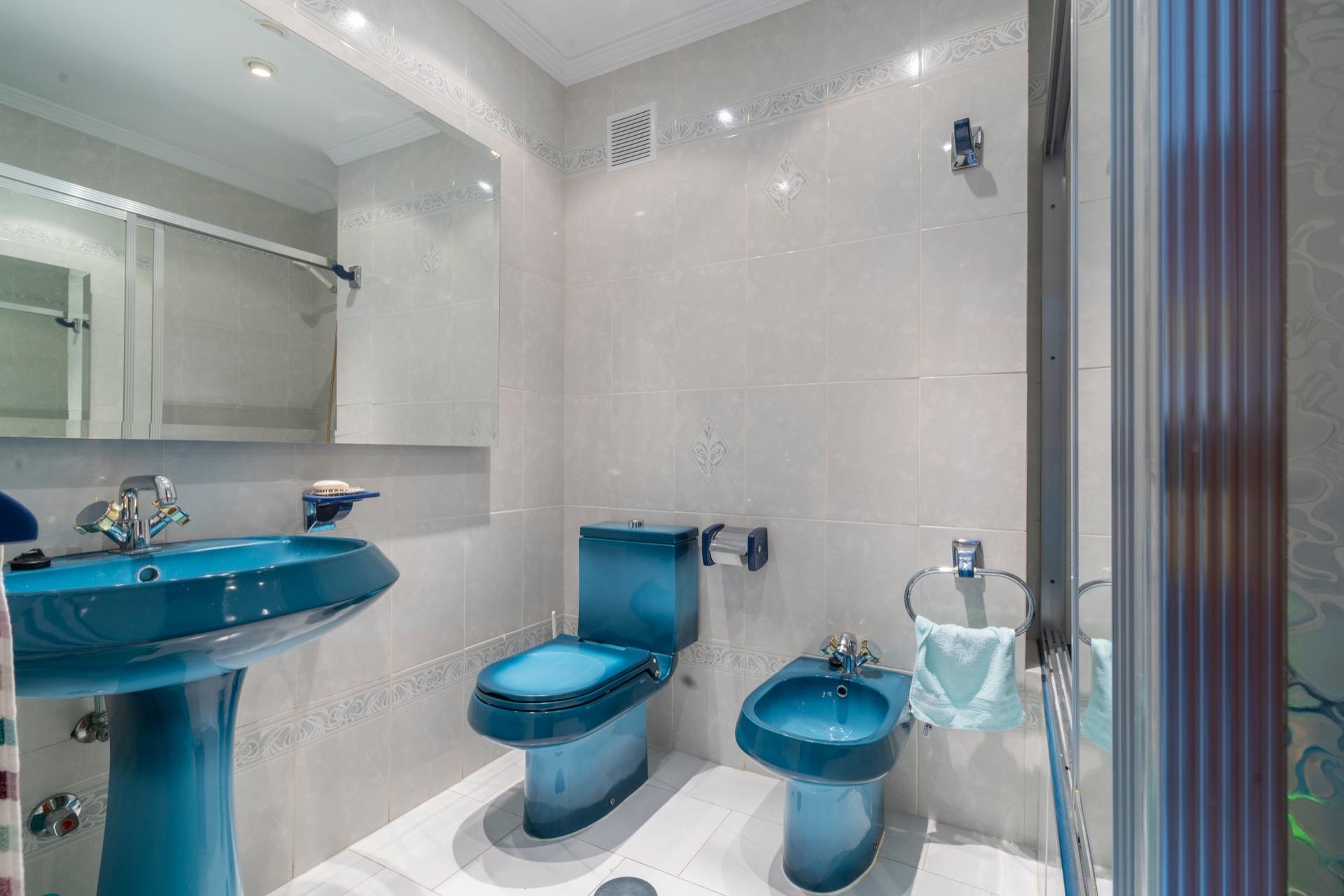 3 Bedroom Apartment in Fuengirola - Photo 13