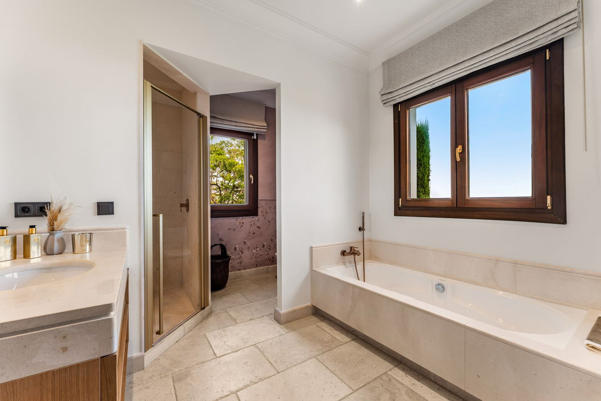 5 Bedroom Villa in Benahavís - Foto 55