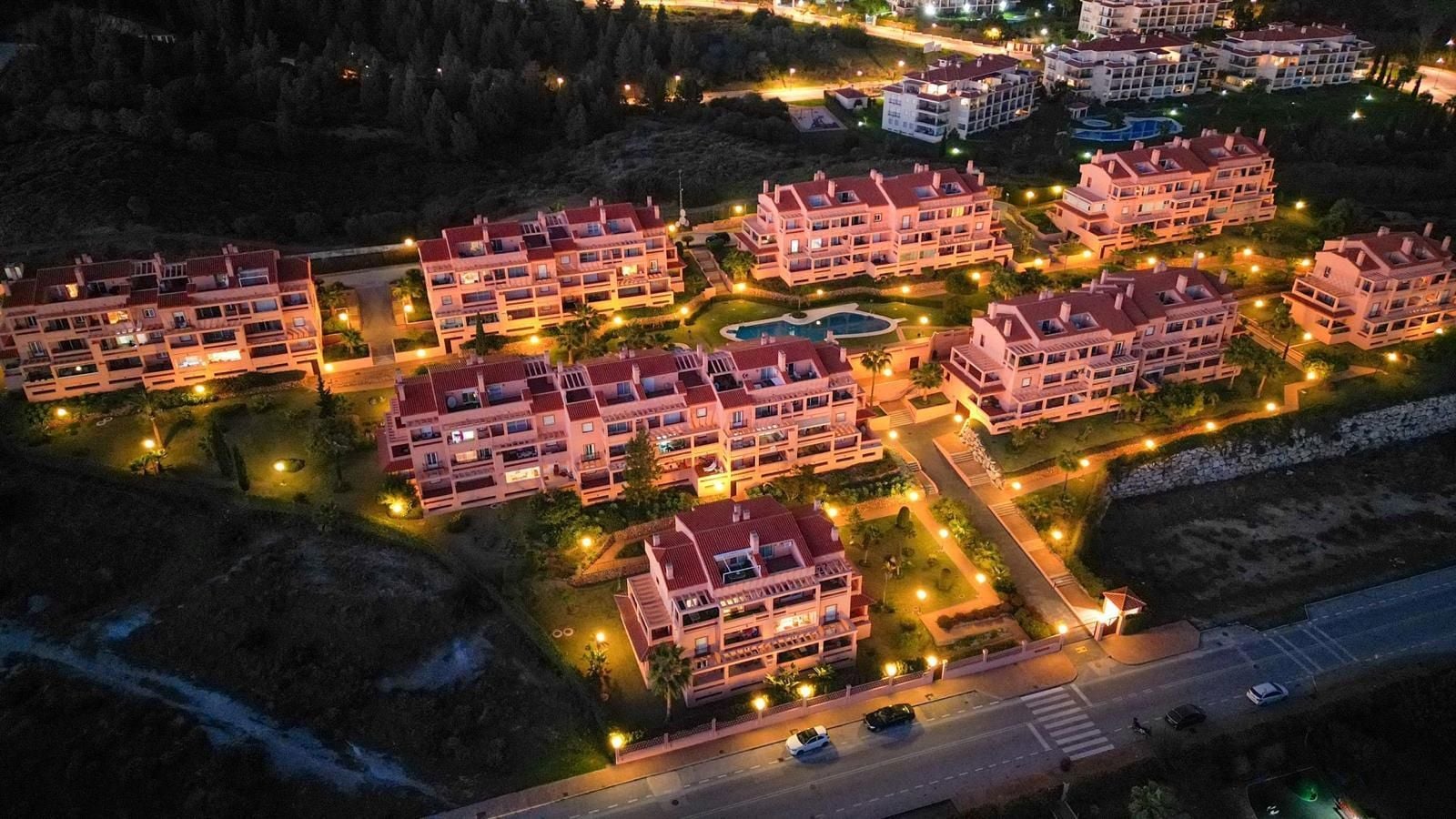 3 Bedroom Apartment in Mijas - Photo 2