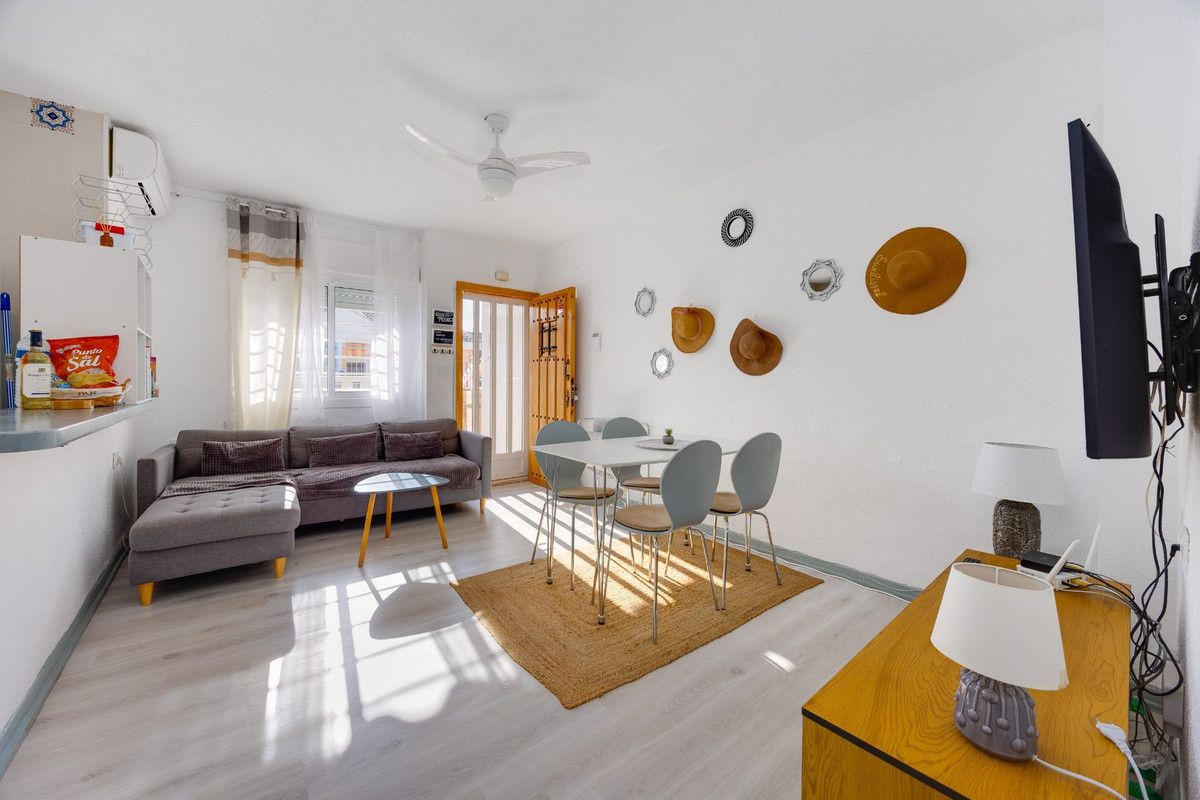 Chalet de 2 dormitorios en Murcia – Foto 23