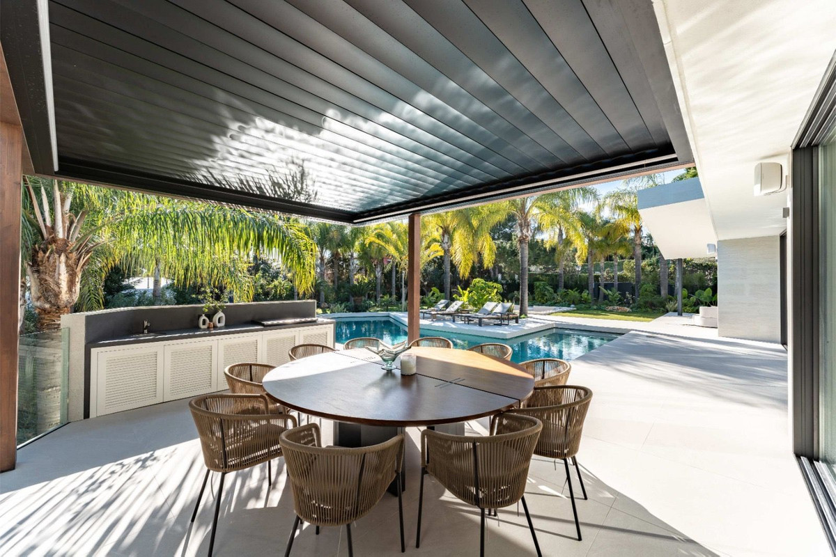 5 Bedroom Villa in Marbella - Photo 15