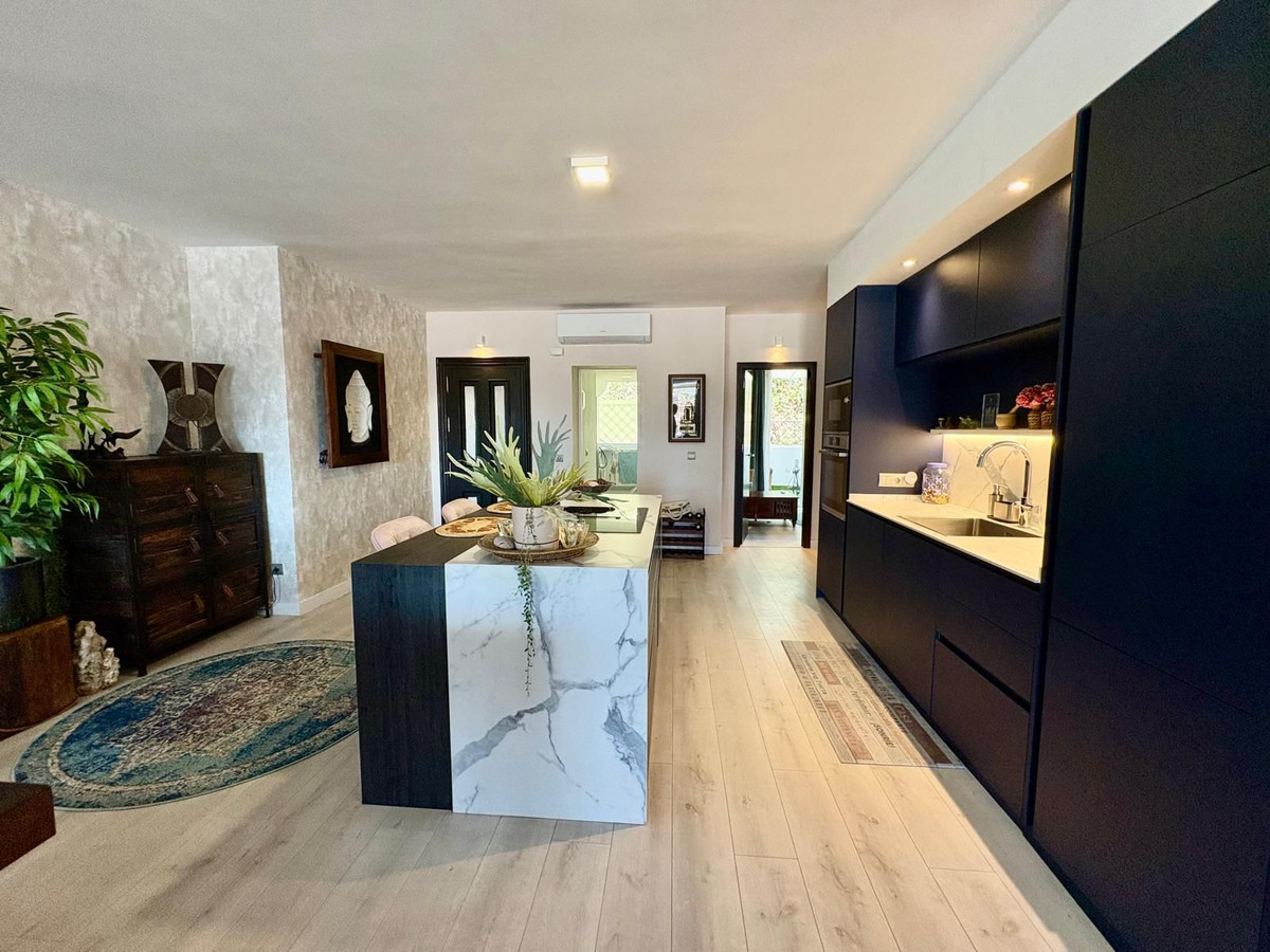 2 Bedroom Apartment in Benahavís