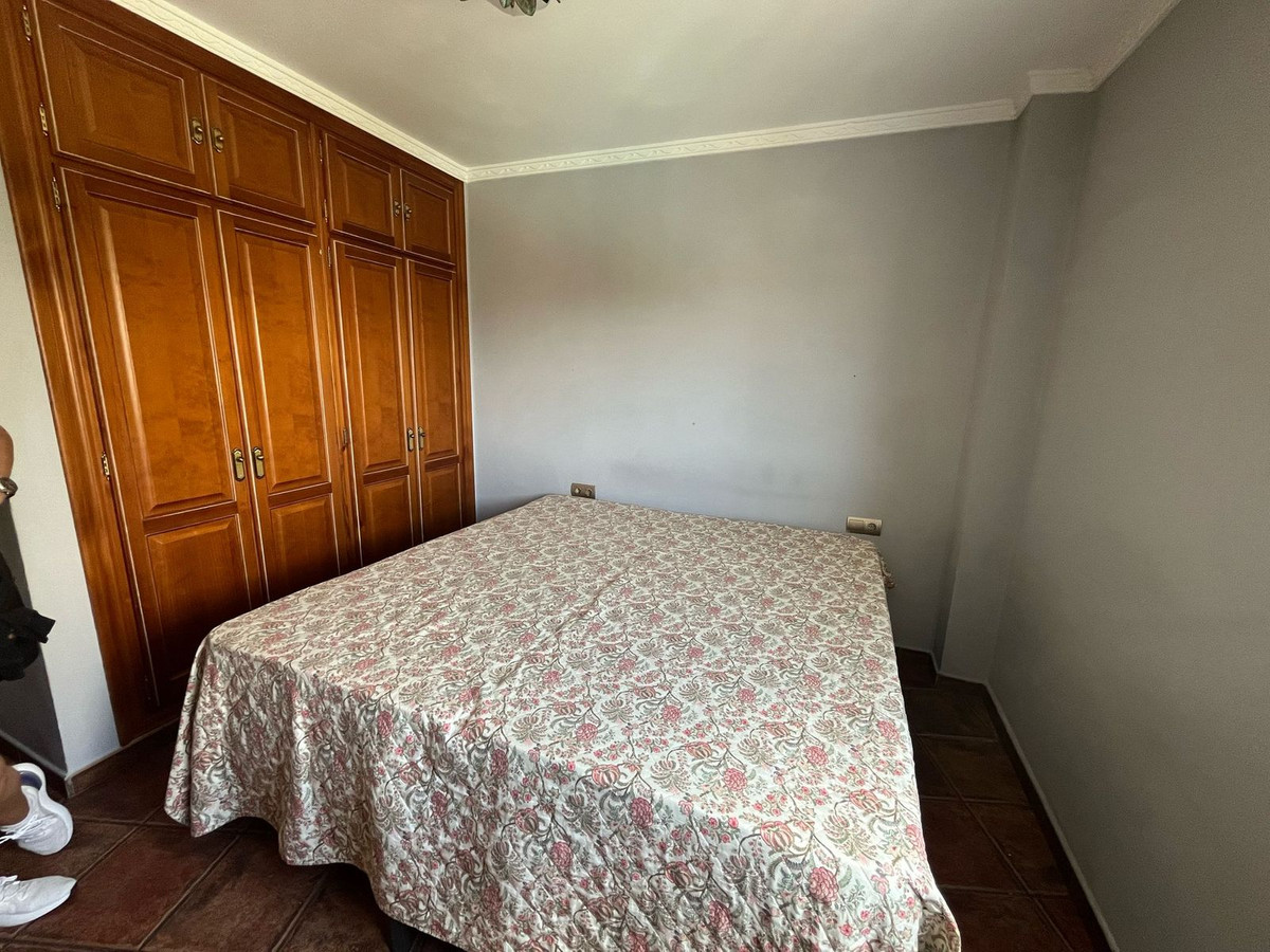 3 Bedroom Apartment in Estepona - Foto 10