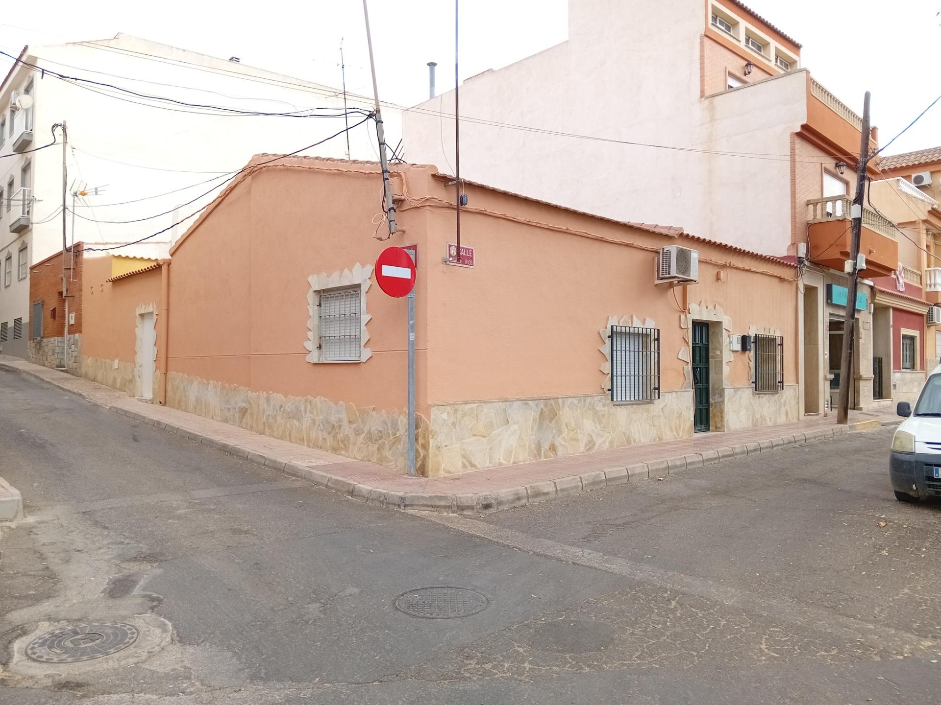 Chalet de 4 dormitorios en Murcia – Foto 1