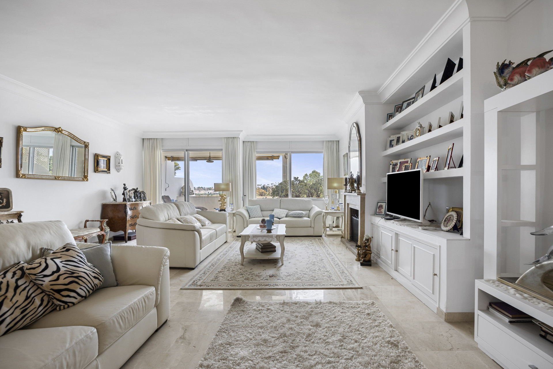 2 Bedroom Apartment in San Pedro de Alcántara - Photo 6