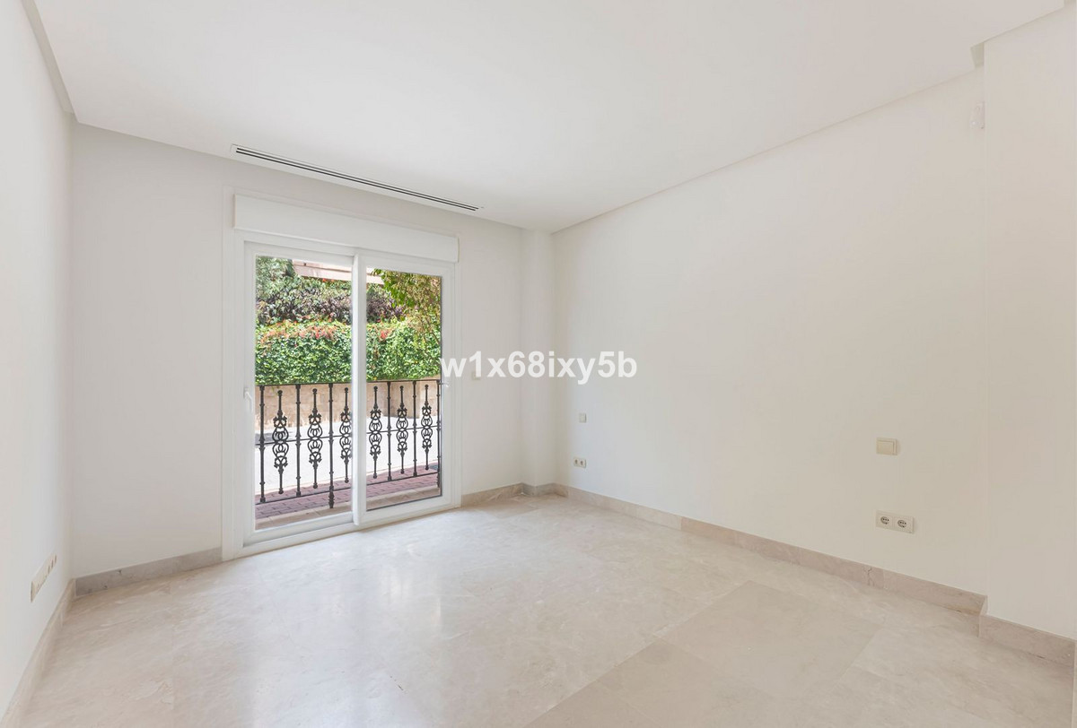 2 Bedroom Apartment in Marbella - Foto 23
