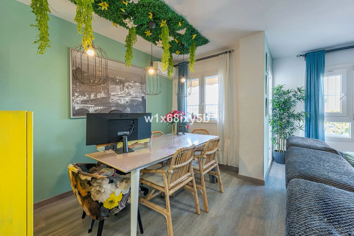 3 Bedroom Apartment in Marbella - Photo 5