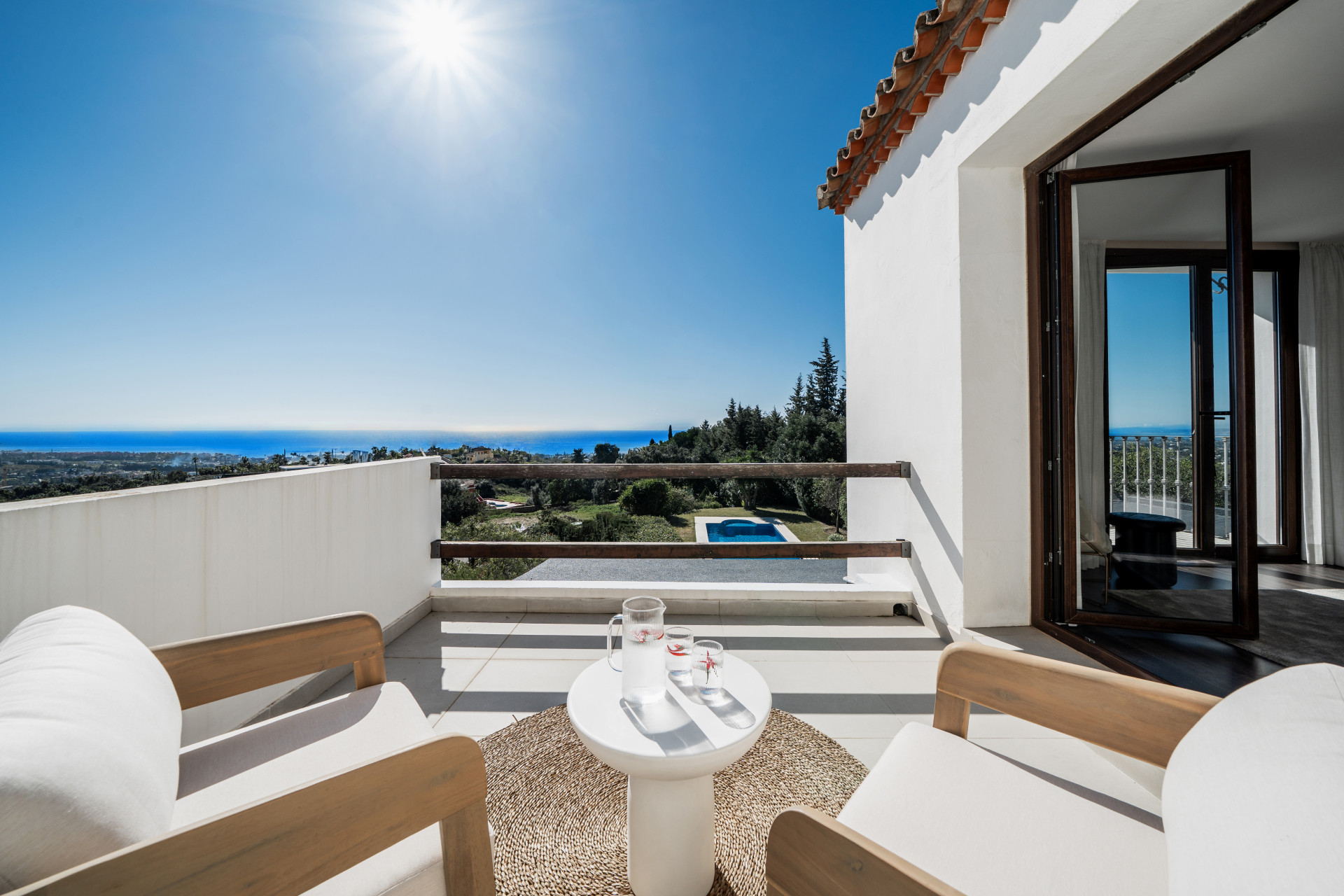 5 Bedroom Villa in Estepona - Photo 5