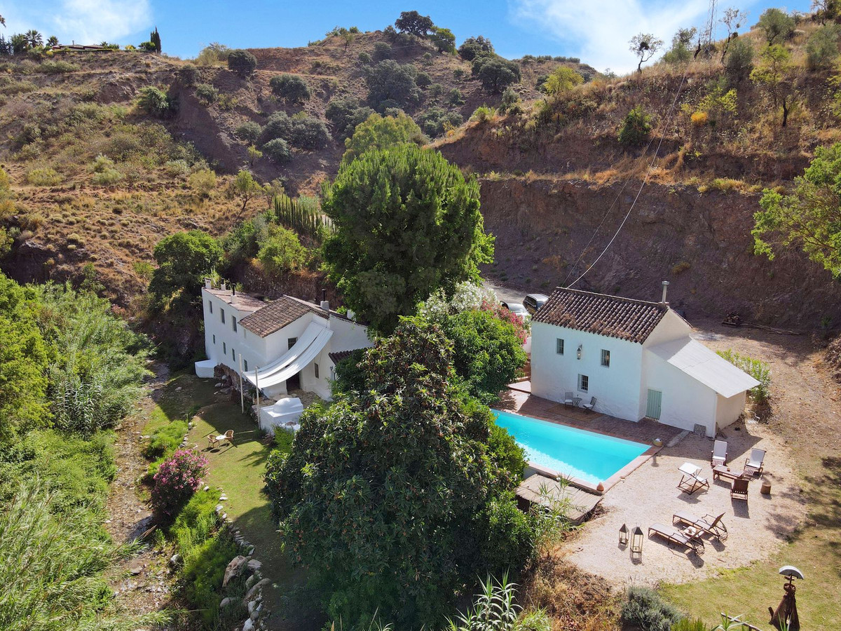 4 Bedroom Country house in Coín