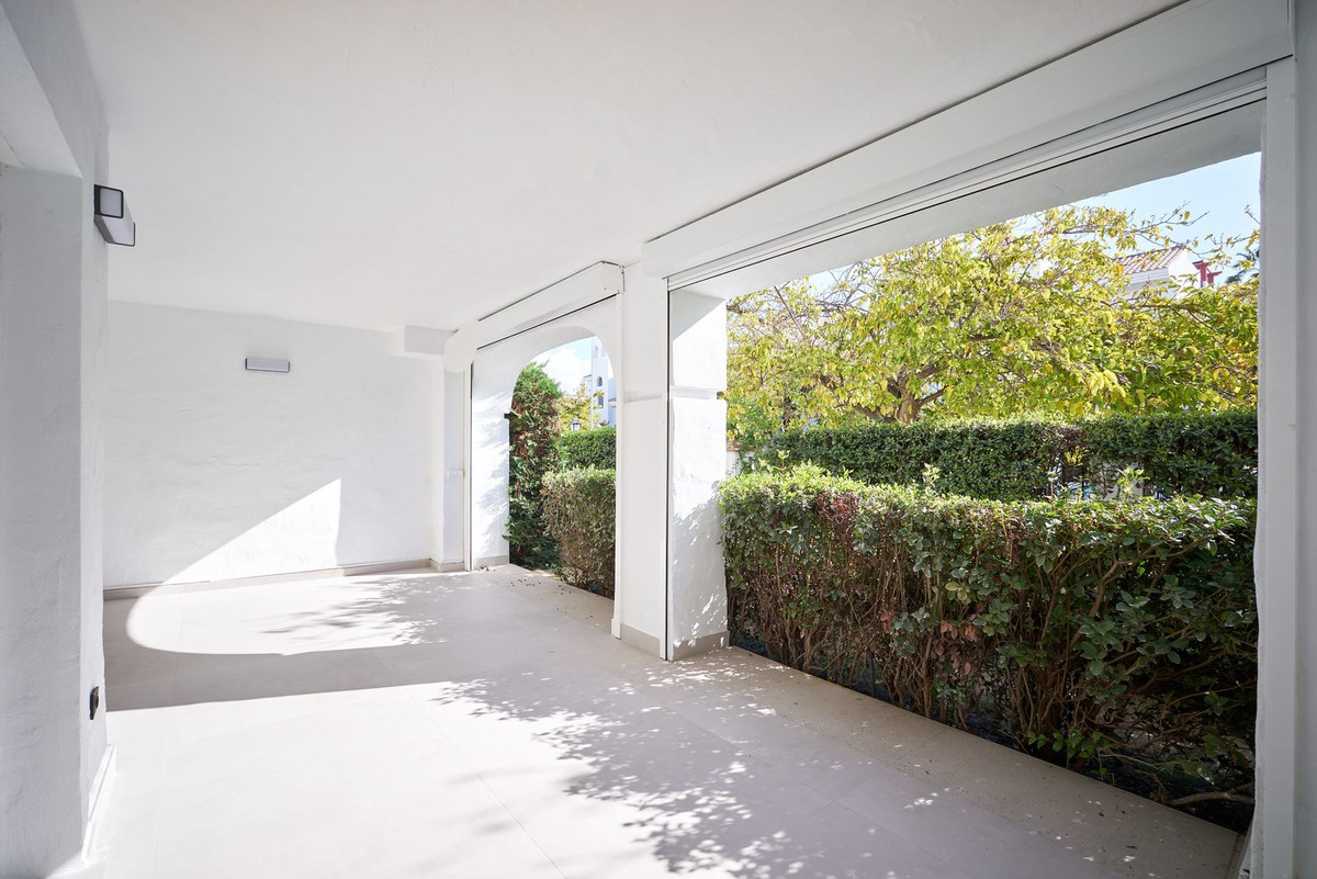 3 Bedroom Apartment in San Pedro de Alcántara - Photo 27