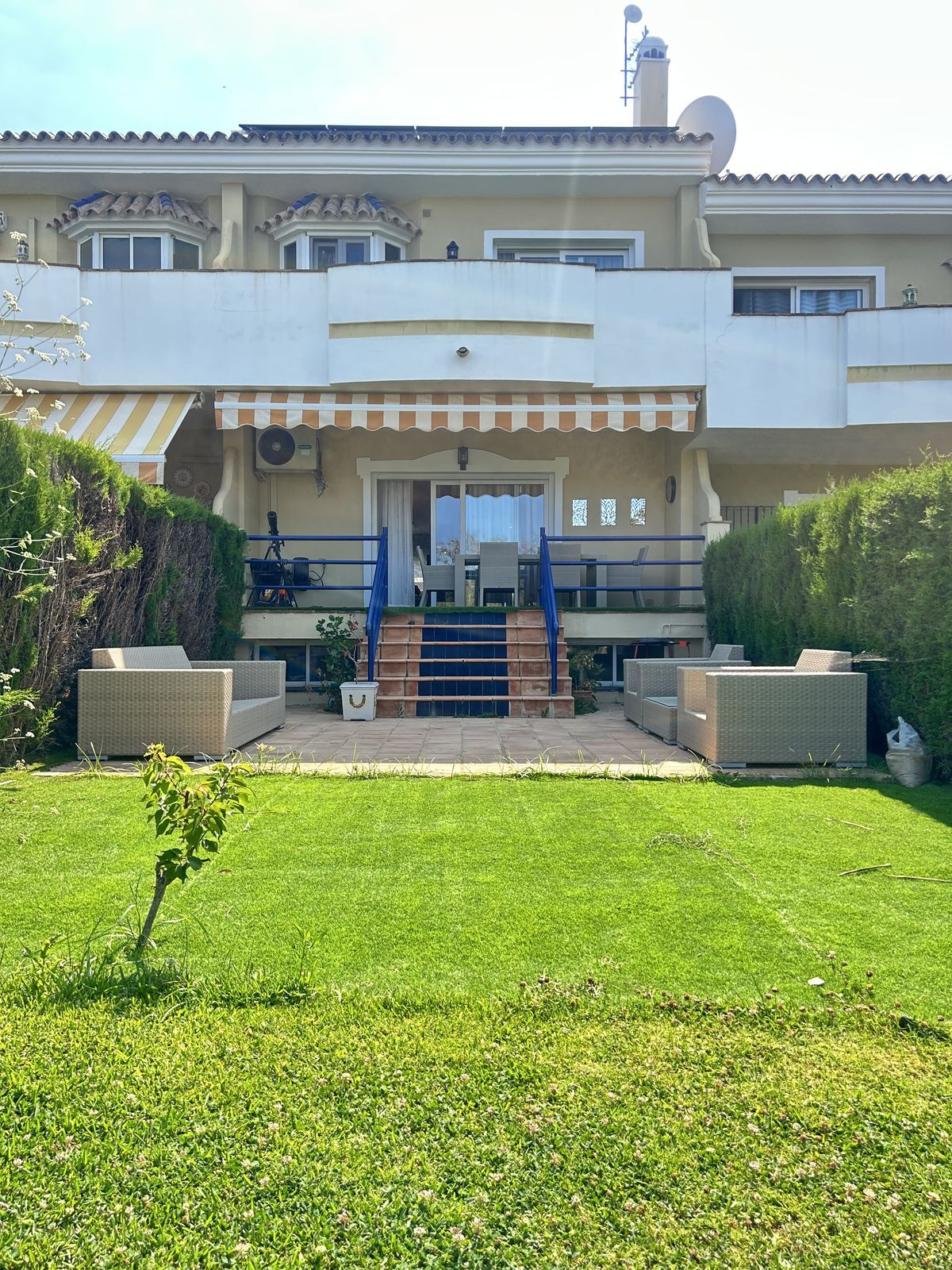 3 Bedroom Townhouse in Estepona - Foto 2
