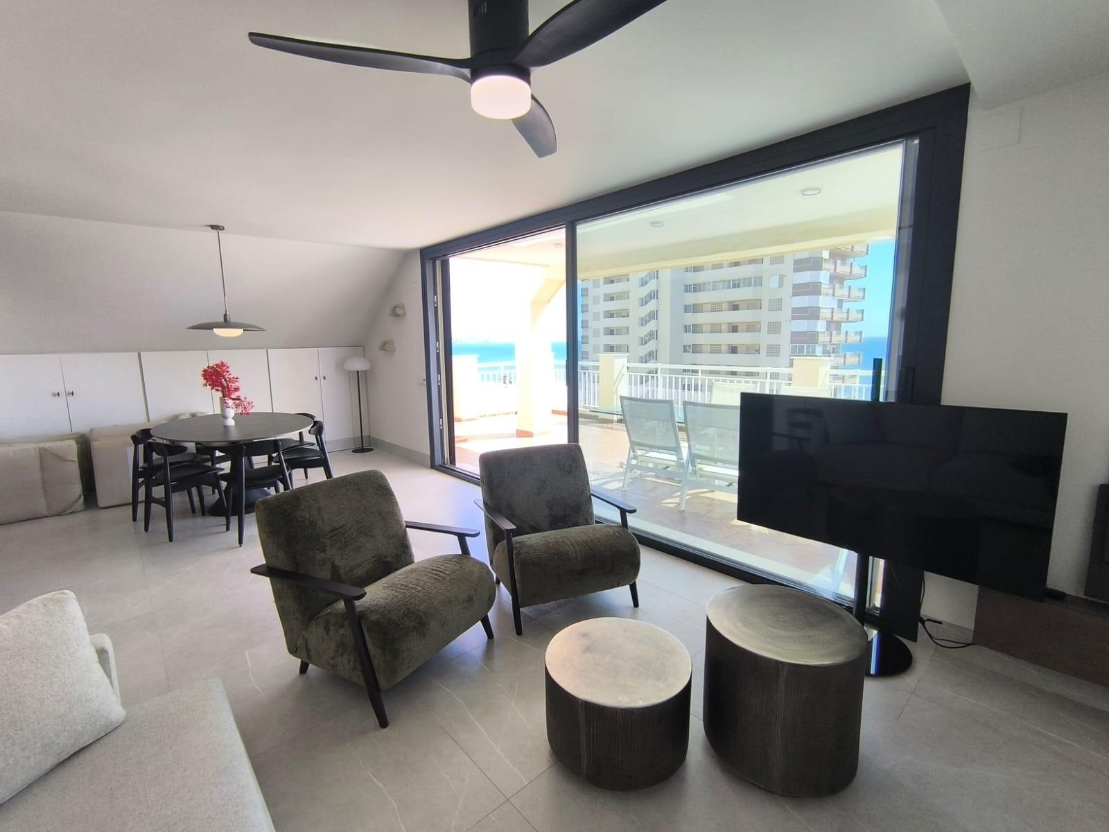 4 Bedroom Penthouse in Fuengirola - Photo 41