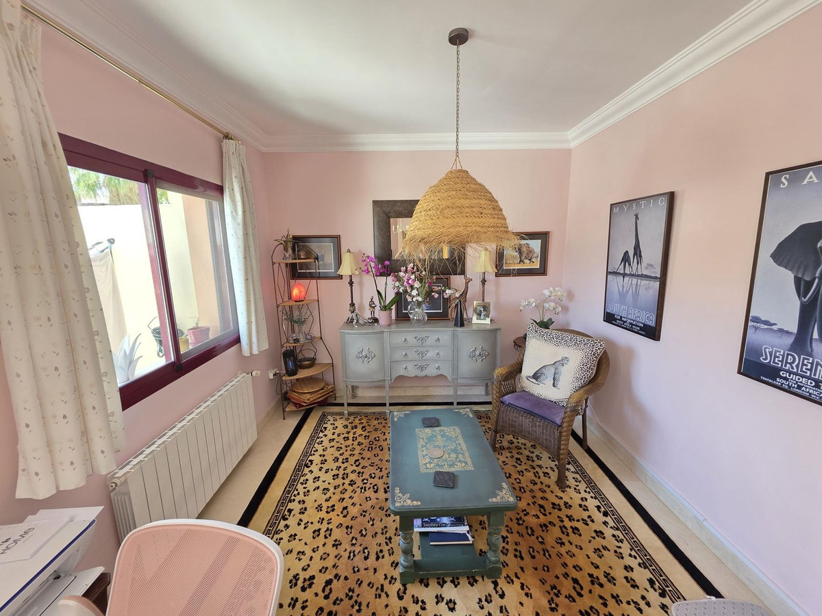 5 Bedroom Townhouse in Coín - Foto 15