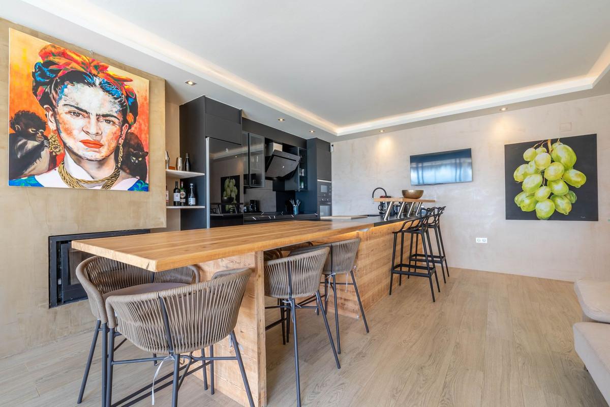2 Bedroom Villa in Marbella - Photo 51