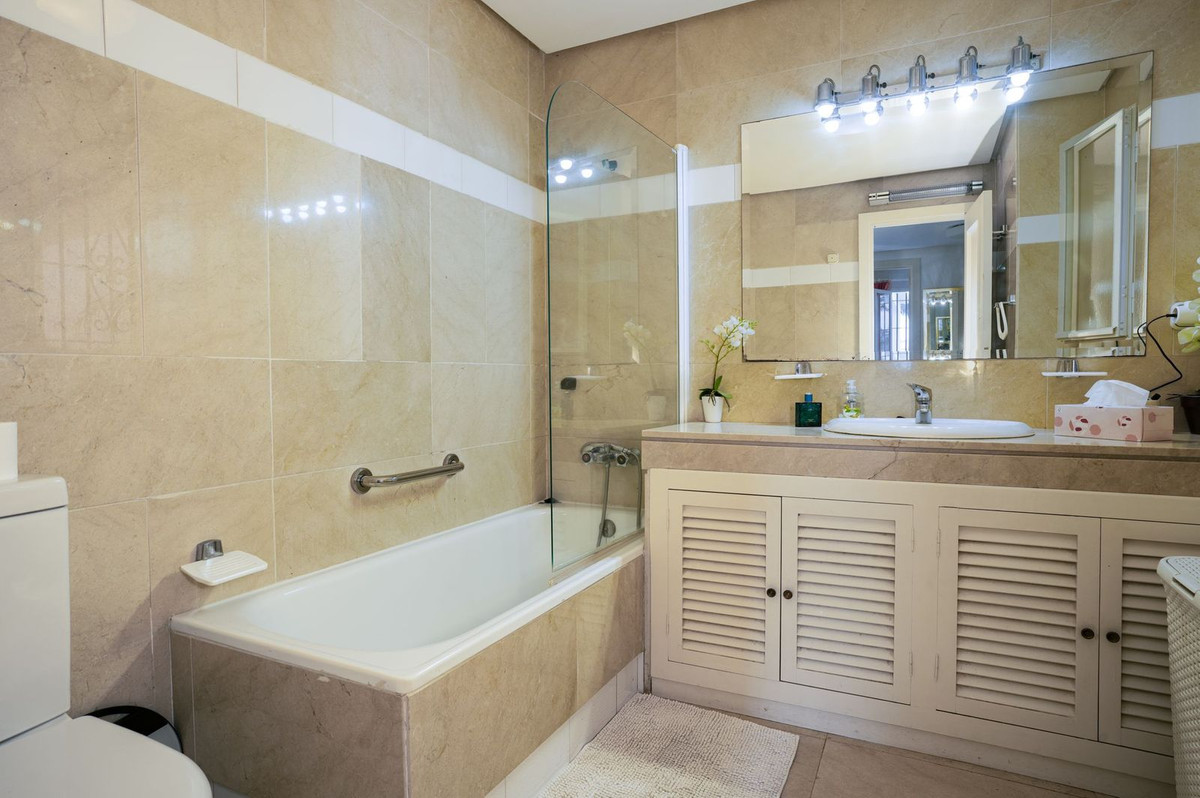 3 Bedroom Apartment in San Pedro de Alcántara - Фото 10
