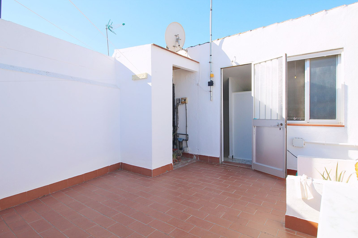4 Bedroom Townhouse in Coín - Foto 16