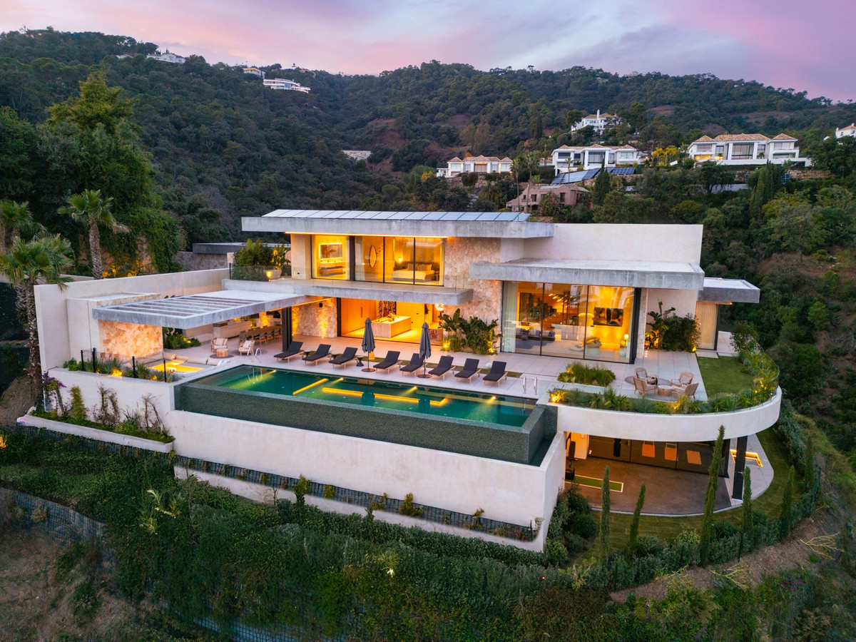 Villa in Benahavis