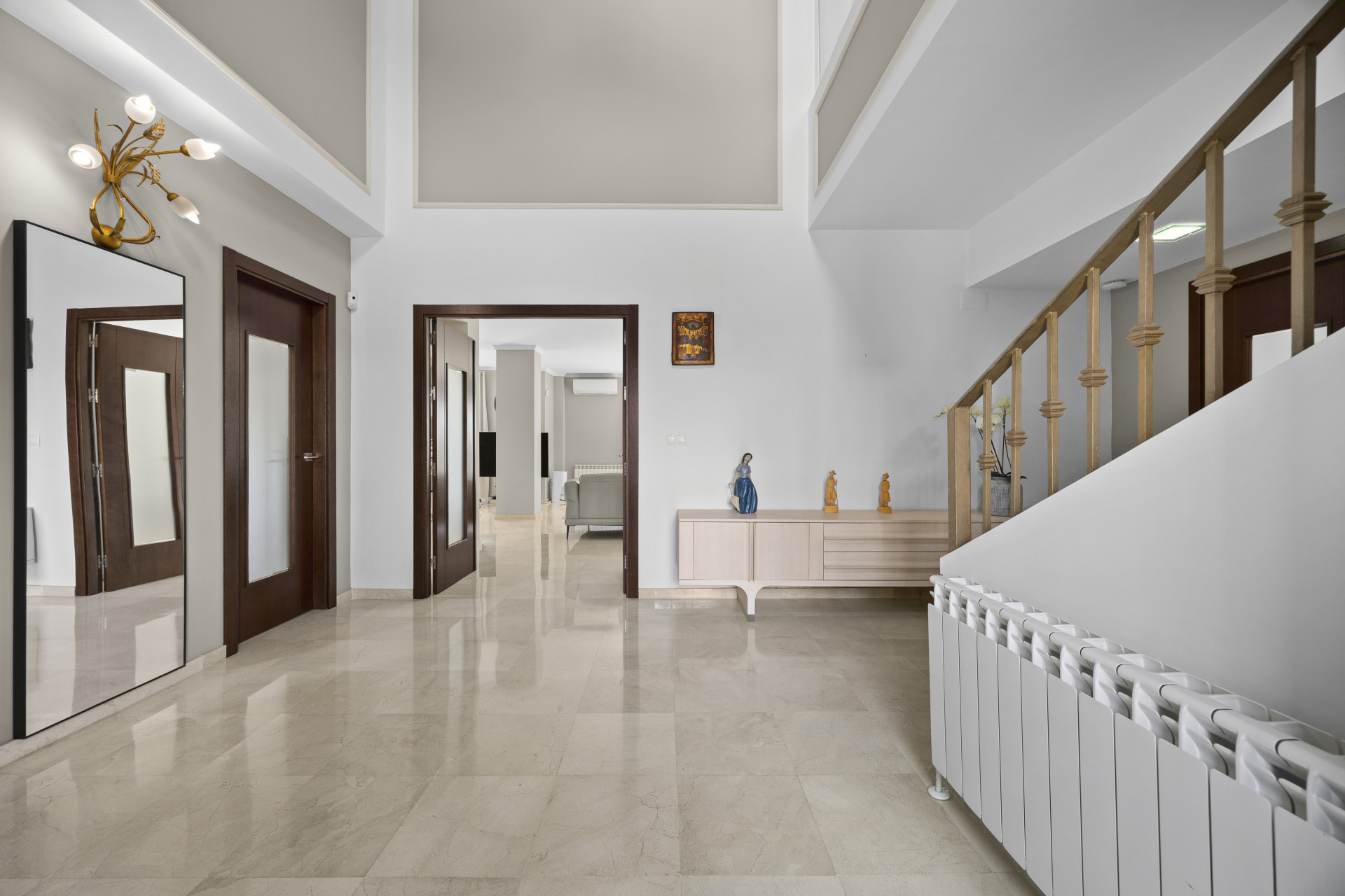 5 Bedroom Villa in San Pedro de Alcántara - Photo 9