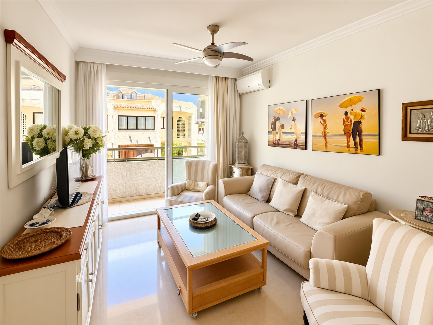 1 Bedroom Apartment in Marbella - Photo 3