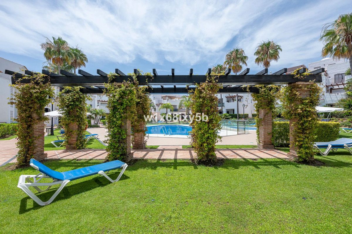 3 Bedroom Apartment in San Pedro de Alcántara - Photo 29