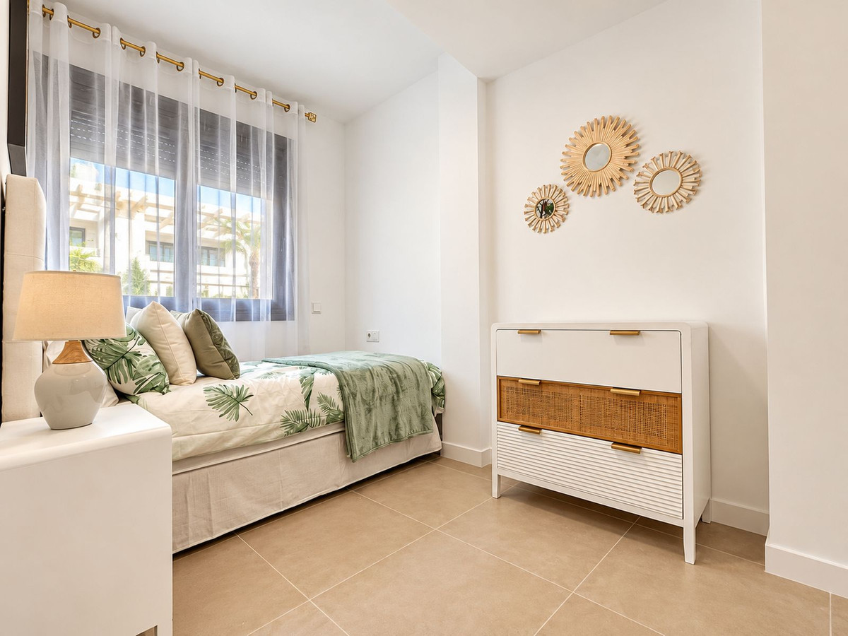 3 Bedroom Townhouse in Estepona - Photo 7