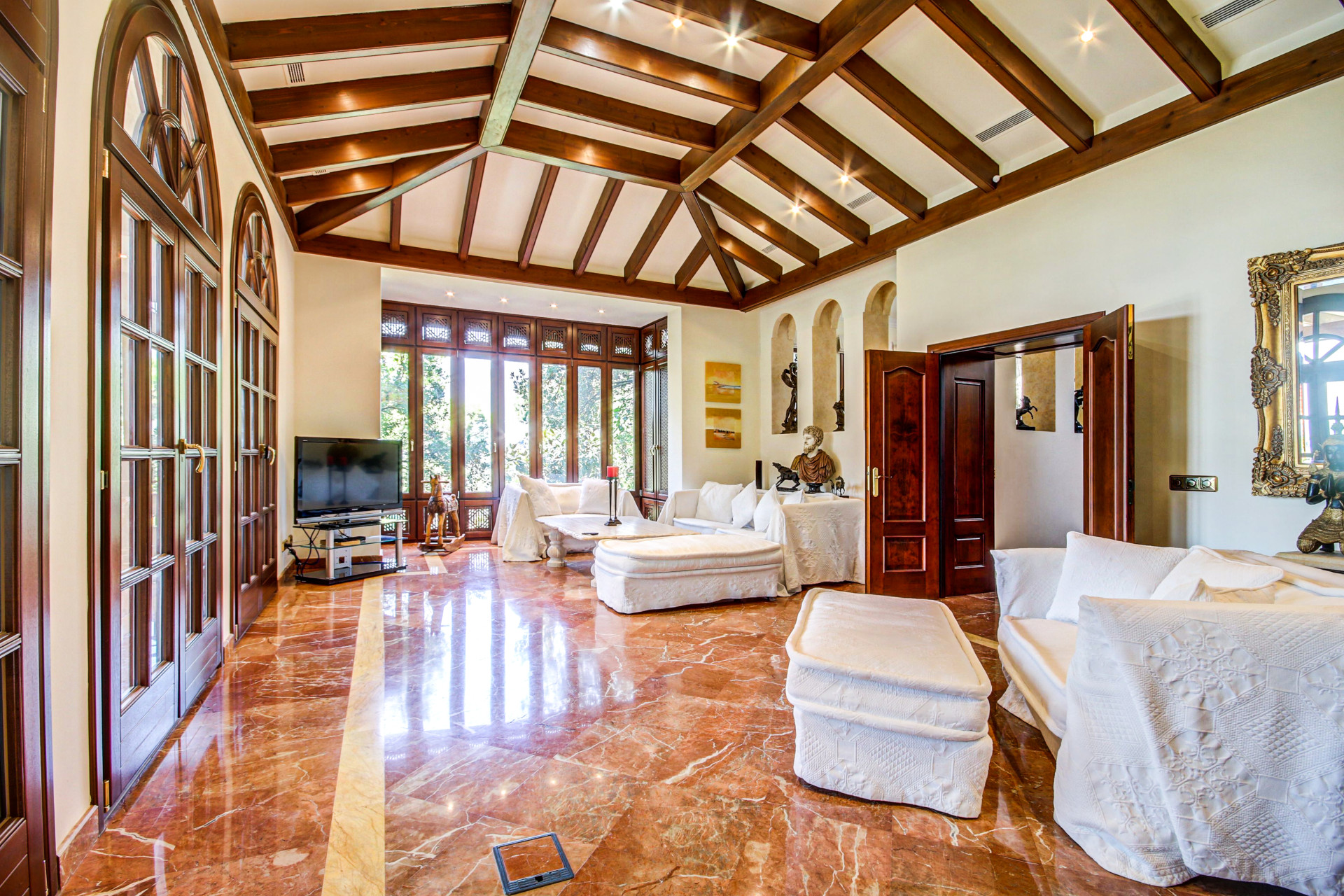 7 Bedroom Villa in Benahavís - Foto 18