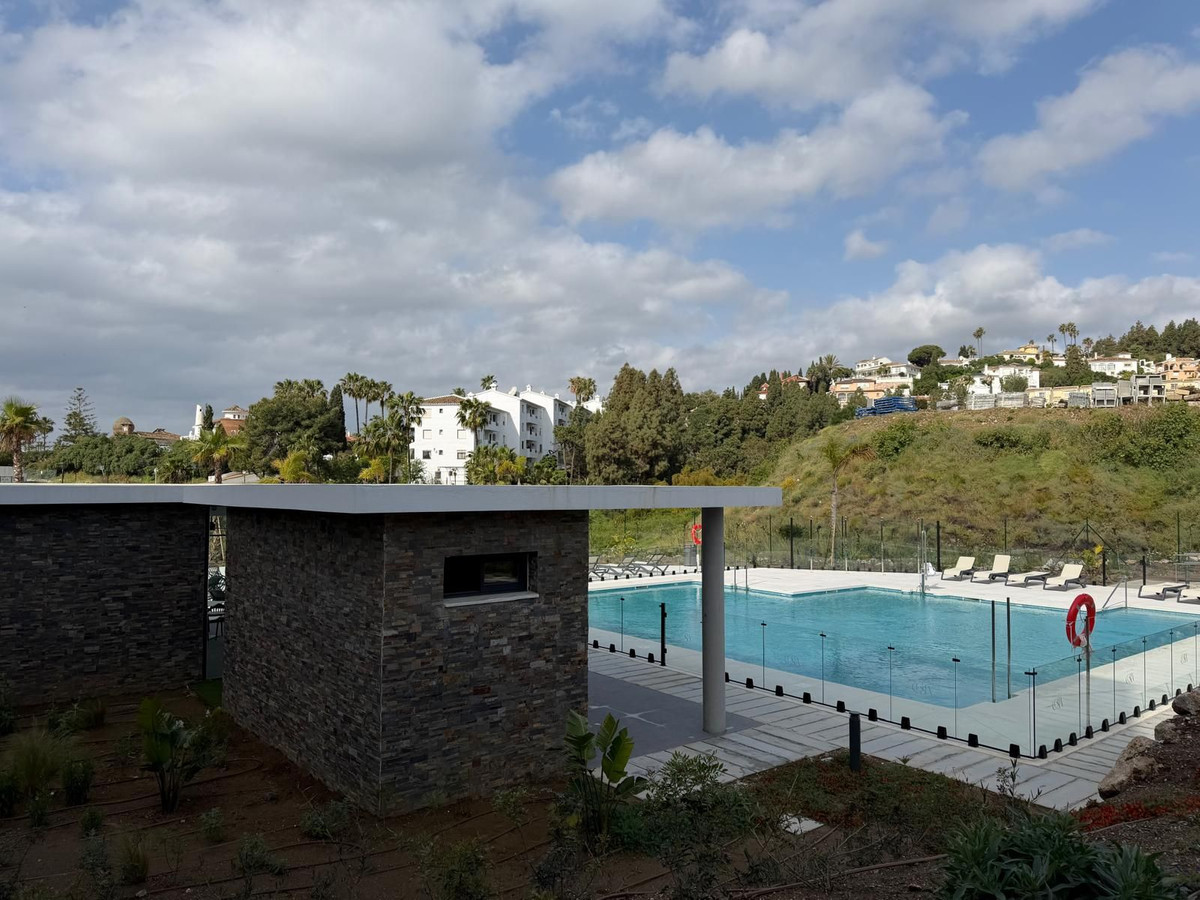 2 Bedroom Apartment in Mijas - Photo 7