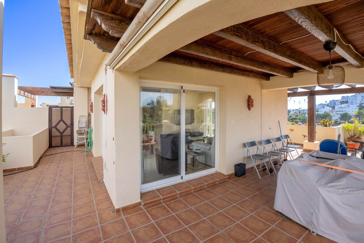 3 Bedroom Penthouse in Mijas - Photo 17