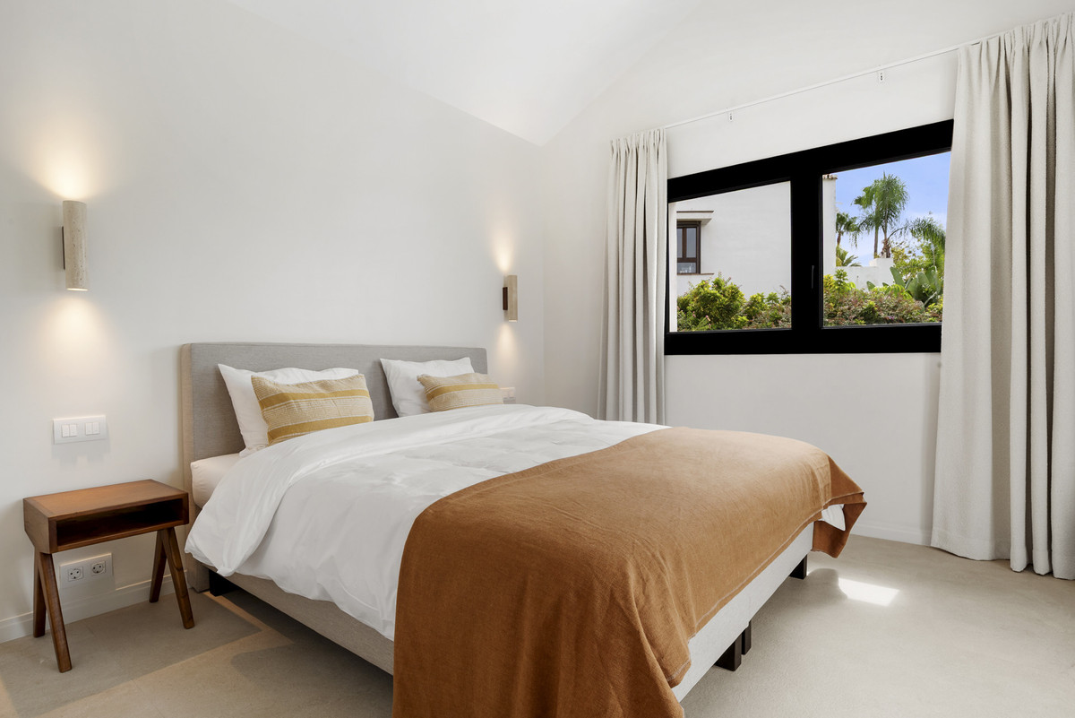 4 Bedroom Villa in Benahavís - Фото 25