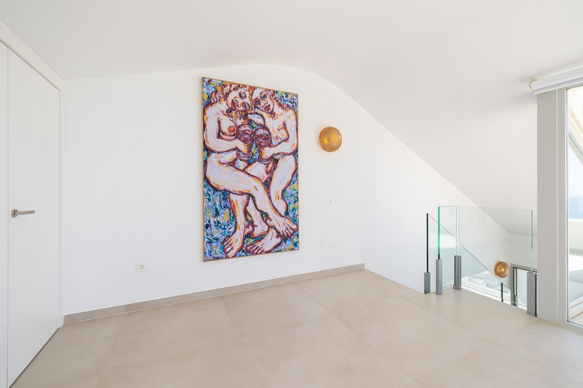 3 Bedroom Penthouse in Benalmádena - Photo 20