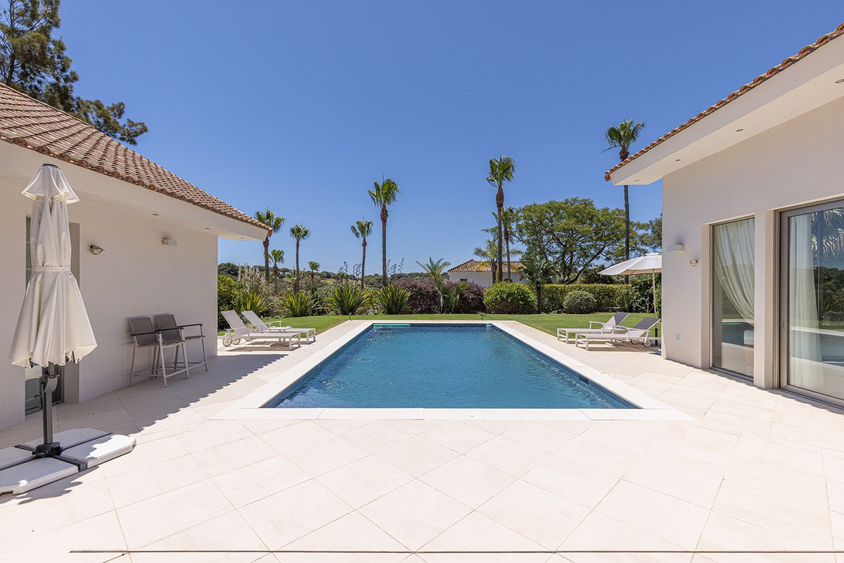 5 Bedroom Villa in Sotogrande - Photo 5