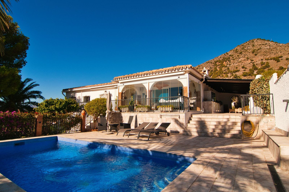 4 Bedroom Villa in Benalmádena - Foto 3